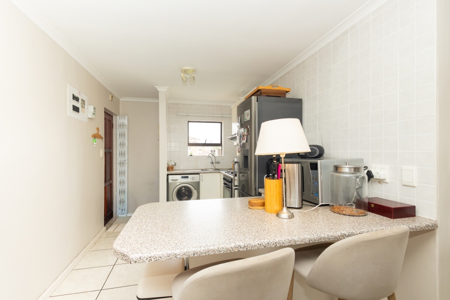 2 Bedroom Property for Sale in Sonstraal Heights Western Cape